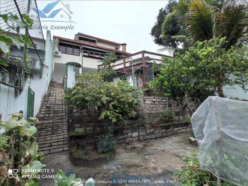 Casa a Venda no Vila Adelaide em Resende