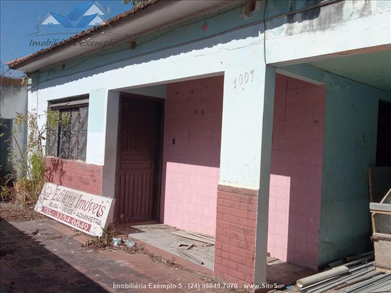 Casa comercial a Venda no Manejo em Resende