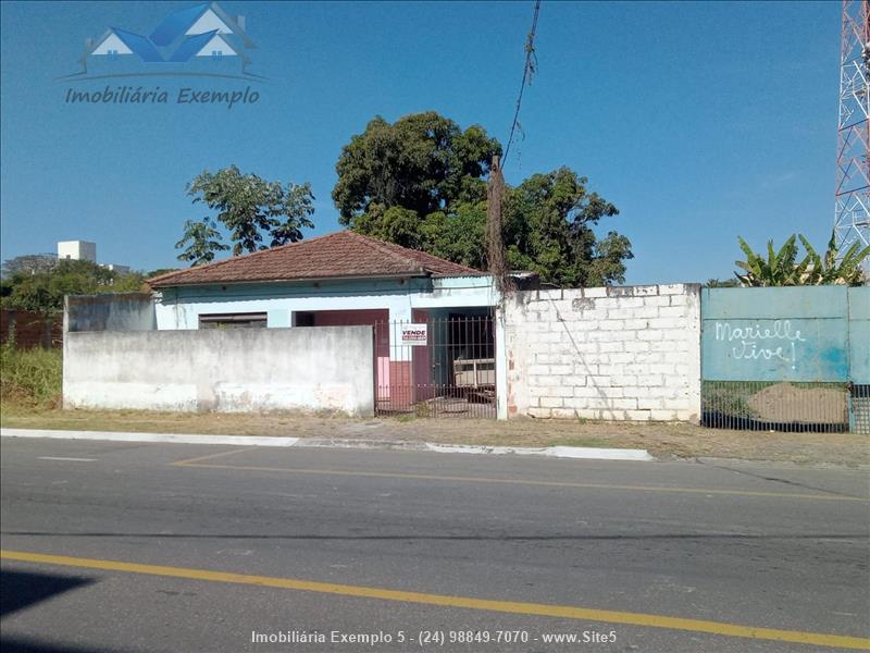 Casa comercial a Venda no Manejo em Resende