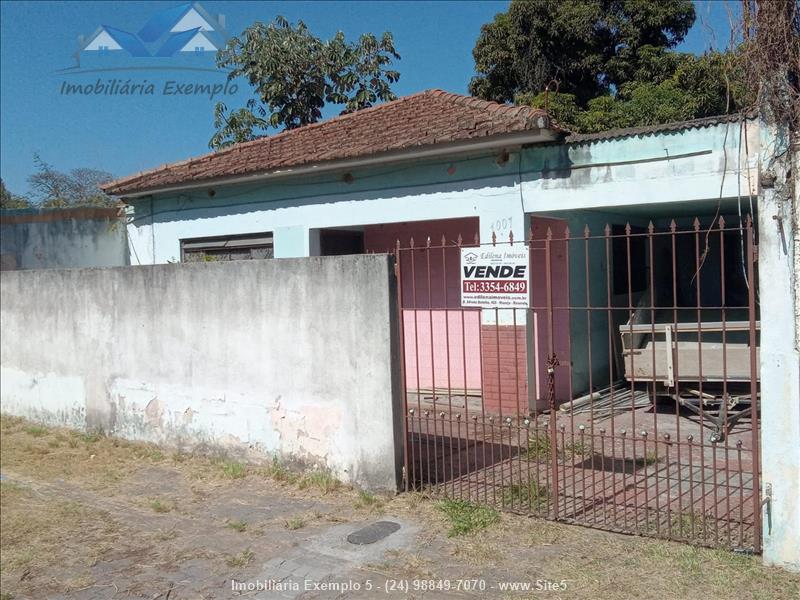 Casa comercial a Venda no Manejo em Resende