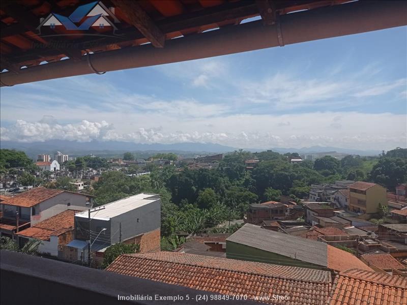 Casa a Venda no Vila Moderna em Resende