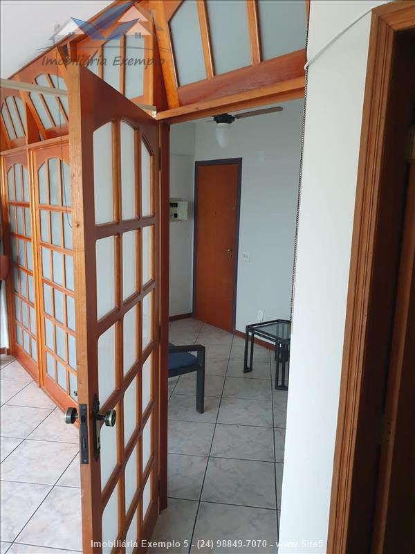 Sala comercial para Venda ou Alugar no Jardim Tropical em Resende